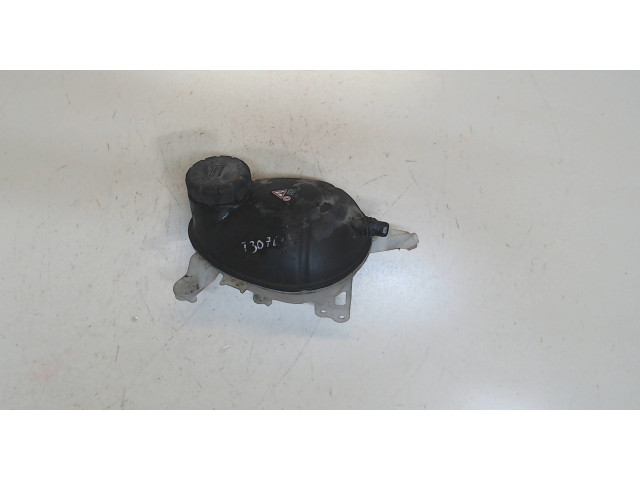 Бачок расширительный Mercedes CLC 2008-2011 0005840807 1.8