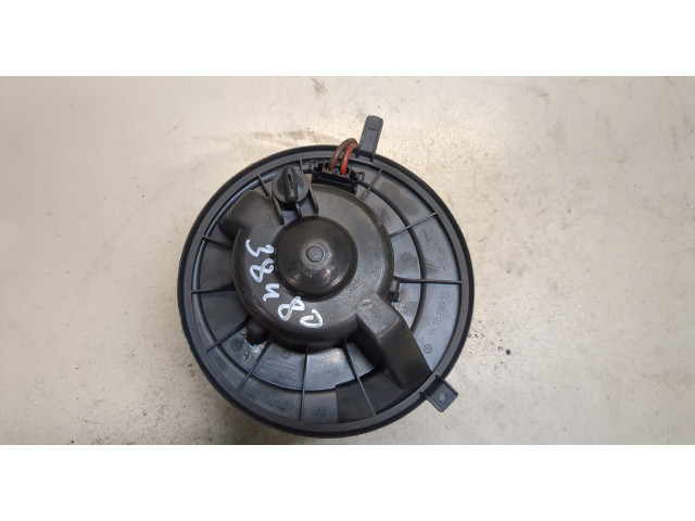 Моторчик печки Volkswagen Golf 5 2003-2009 1K1819015 1K1819015