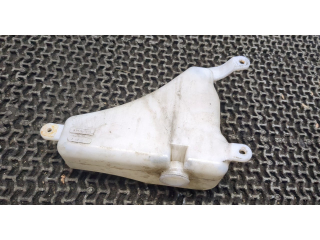 Бачок расширительный  Toyota FJ Cruiser     4.0