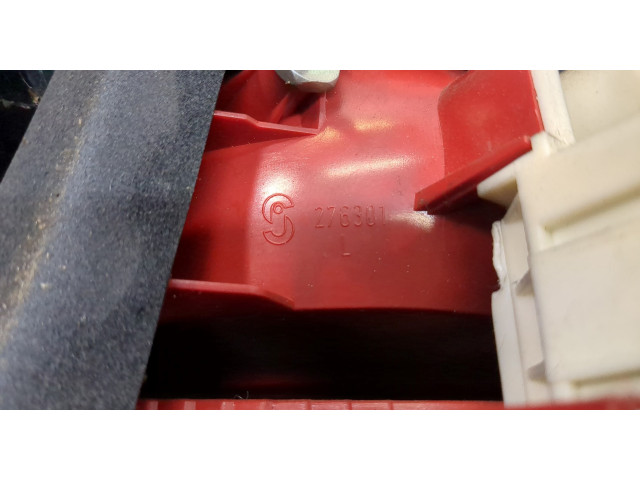 Задний фонарь