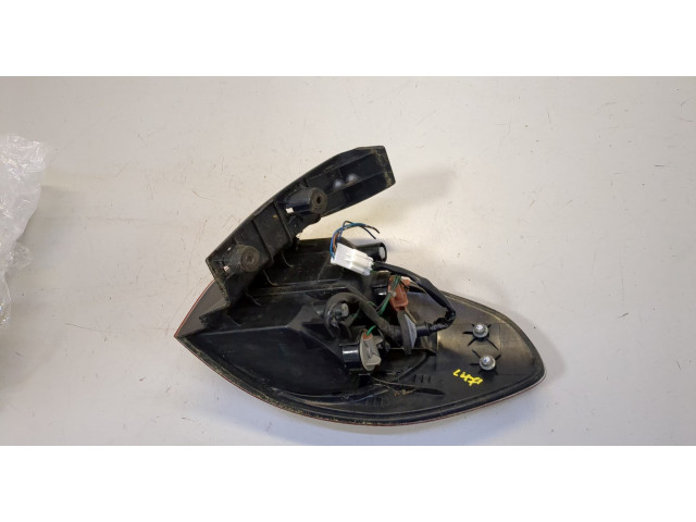 Задний фонарь          