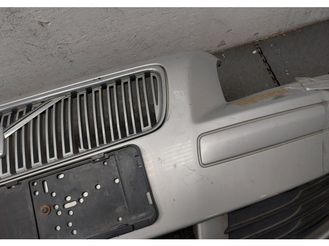 Бампер  Volvo V50 2004-2007 передний    
