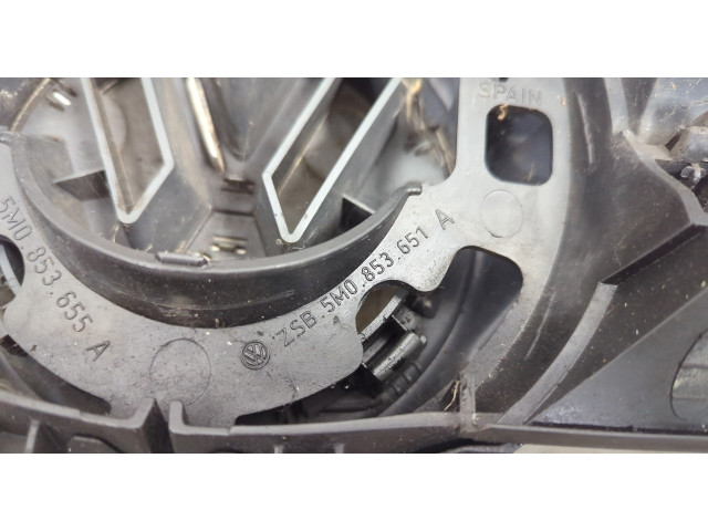 Решетка радиатора  Volkswagen Golf Plus          