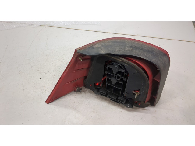 Задний фонарь        Volkswagen Golf 4 1997-2005 