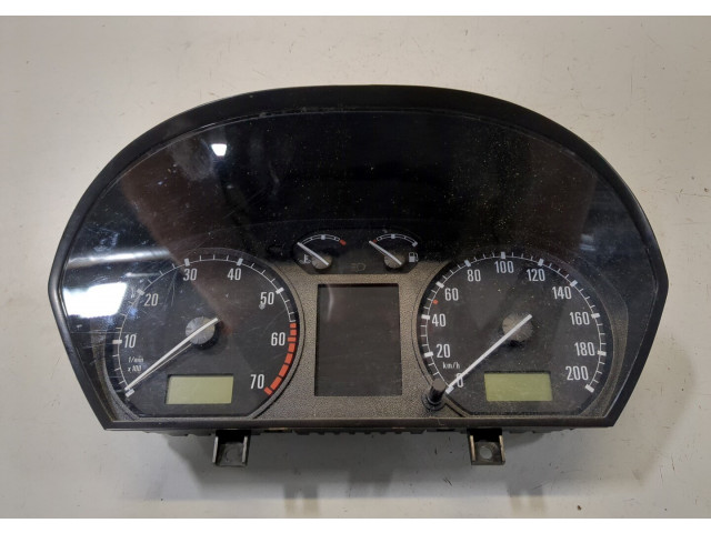 Панель приборов  Skoda Fabia 1999-2004            