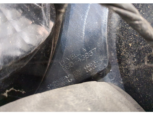 Задний фонарь          