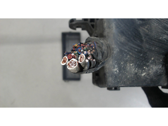 Блок предохранителей Mitsubishi L200 2006-2015 PR06900000 2.5