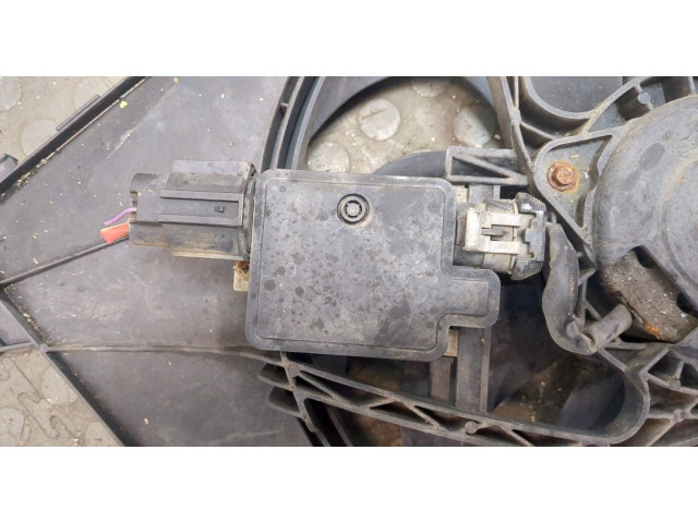 Вентилятор радиатора Volvo V70 2007-2013