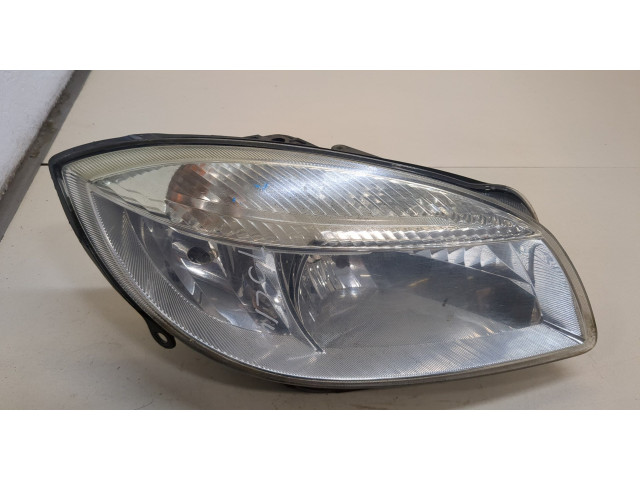 Фара передняя  Skoda Fabia 2007-2014 правая 