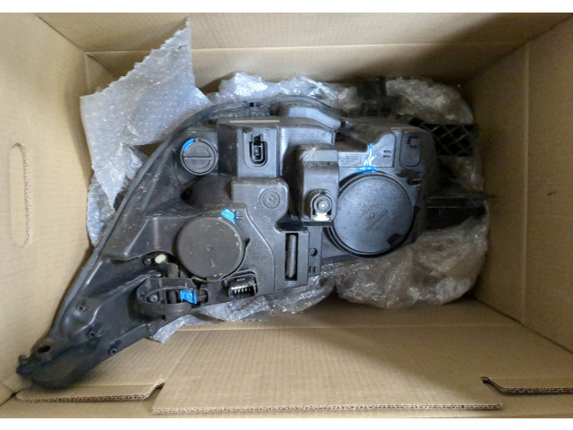 Фара передняя  Citroen C4 2010-2020 правая 