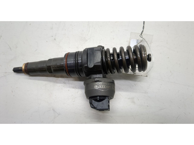 Форсунка топливная Volkswagen Golf 4 1997-2005