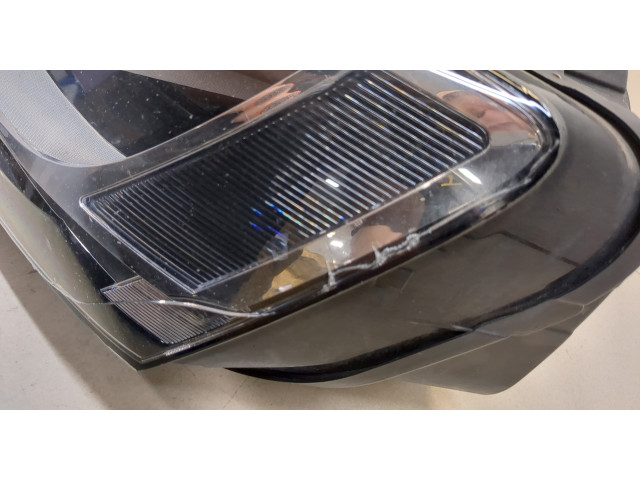 Фара передняя  Volkswagen Jetta 6 2010-2018 левая 