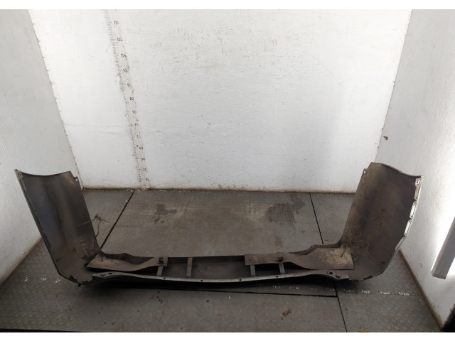 Бампер Nissan Elgrand 2002-2010 задний