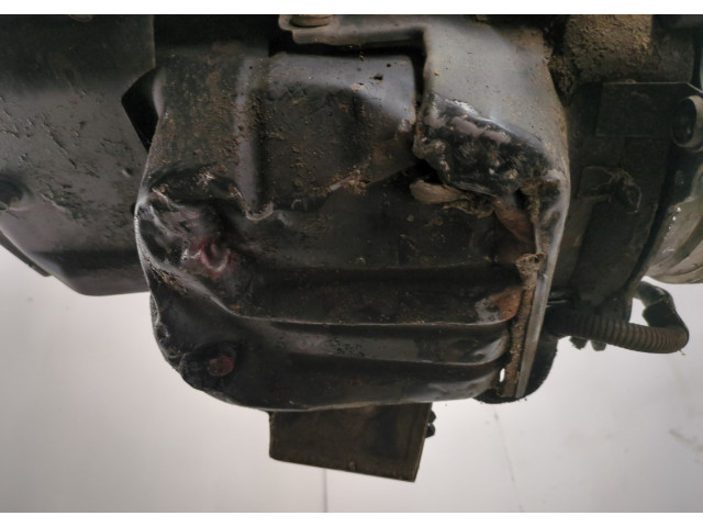 Форсунка топливная Mitsubishi Pajero / Montero 2000-2006