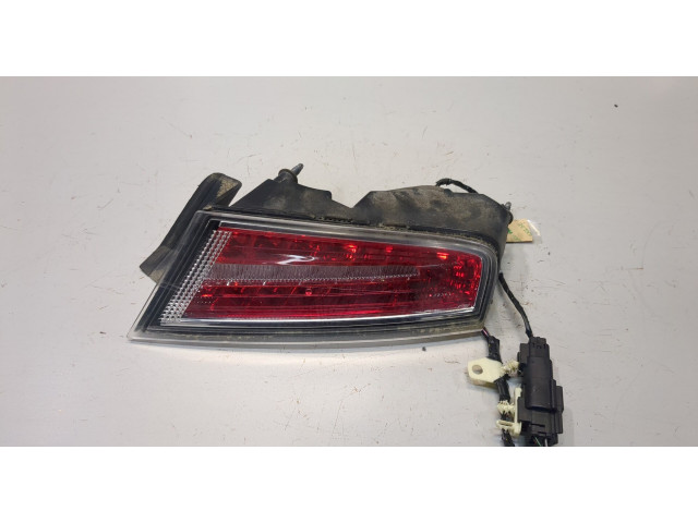 Задний фонарь          