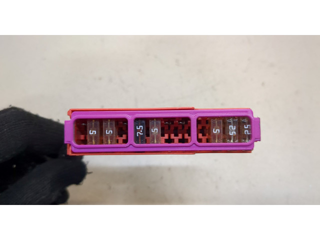 Блок предохранителей  Audi A8 (D4) 2010-2017         