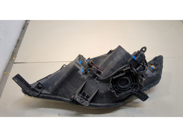 Фара передняя Mitsubishi Outlander XL 2006-2012 правая