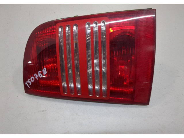 Задний фонарь          