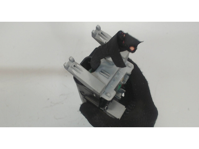 Блок предохранителей  GMC Terrain 2017-      22923945    1.5