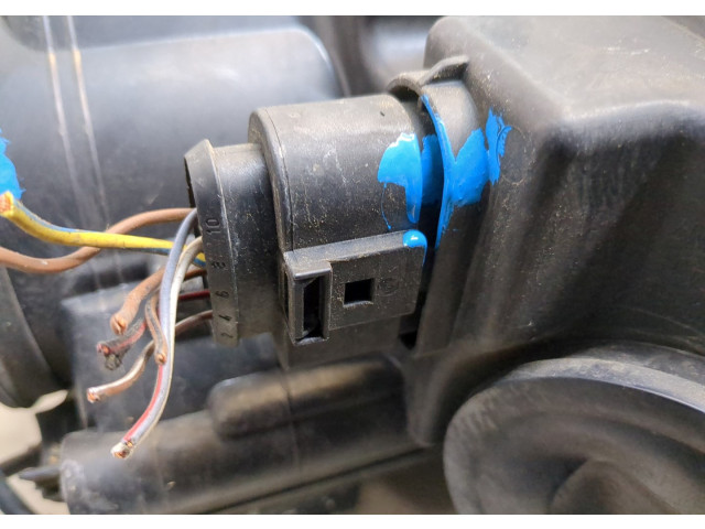 Фара передняя  Volkswagen Passat 6 2005-2010 правая 