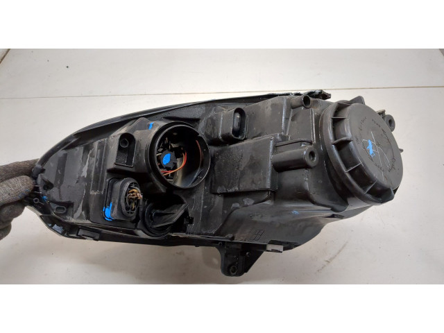 Фара передняя Volkswagen Jetta 5 2005-2011 правая