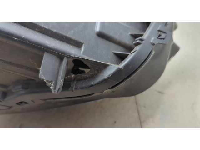 Фара передняя  Peugeot 208 2019-2025 правая 