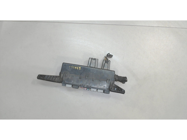 Блок предохранителей  KIA Carnival 2006-2014          2.9