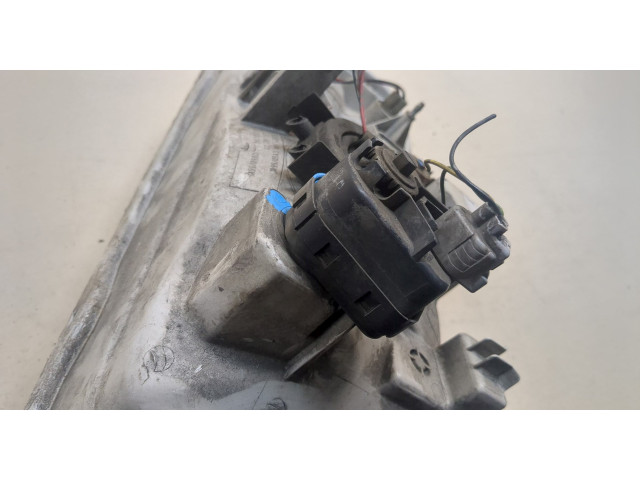 Фара передняя  Suzuki Grand Vitara 1997-2006 левая 