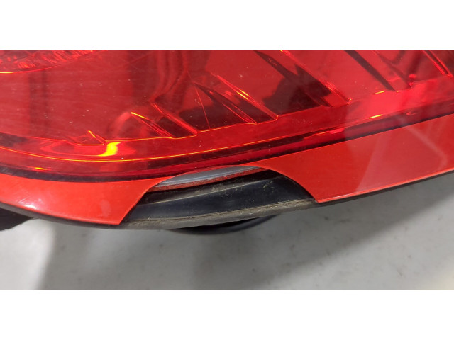 Задний фонарь          