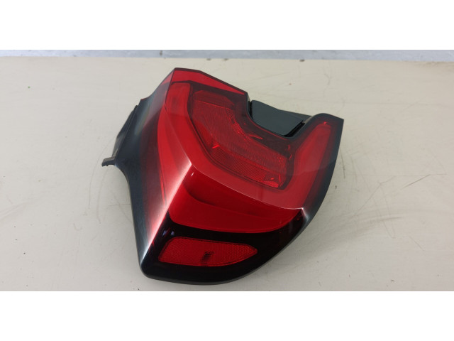 Задний фонарь          