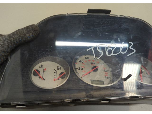 Панель приборов  Nissan X-Trail (T30) 2001-2007            