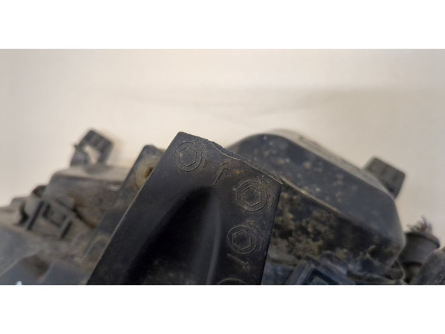 Фара передняя  Ford Focus 2 2005-2008 левая 