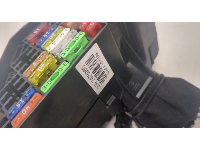 Блок предохранителей Skoda Octavia (A5) 2008-2013 1.9