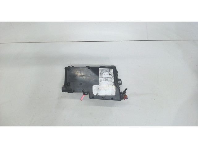 Блок реле  Ford Focus 2 2005-2008      6M5T14K733EHC     1.8