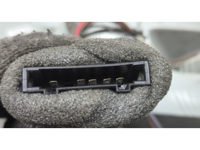 Задний фонарь          