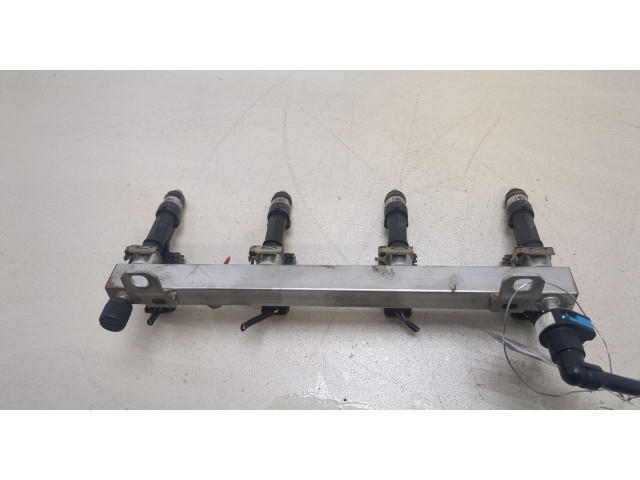 Форсунка топливная Opel Meriva 2010- 5817425