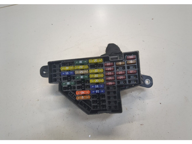 Блок предохранителей Volkswagen Passat CC 2008-2012 3C194183 2