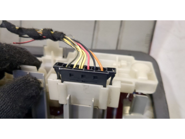 Задний фонарь          