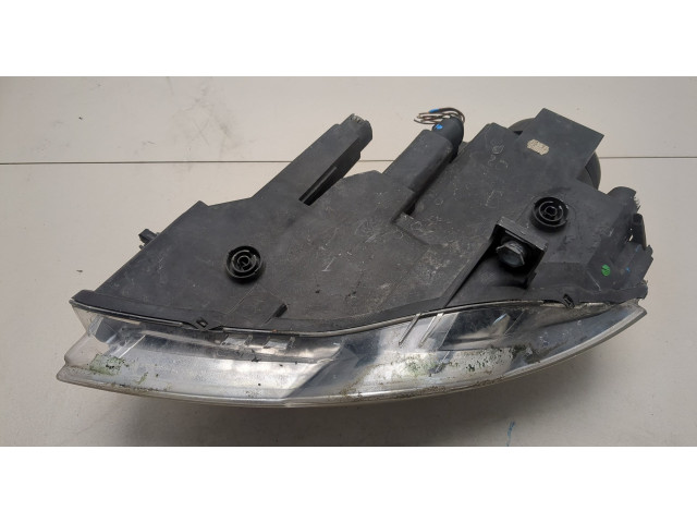 Фара передняя  Volkswagen Passat 6 2005-2010 правая 