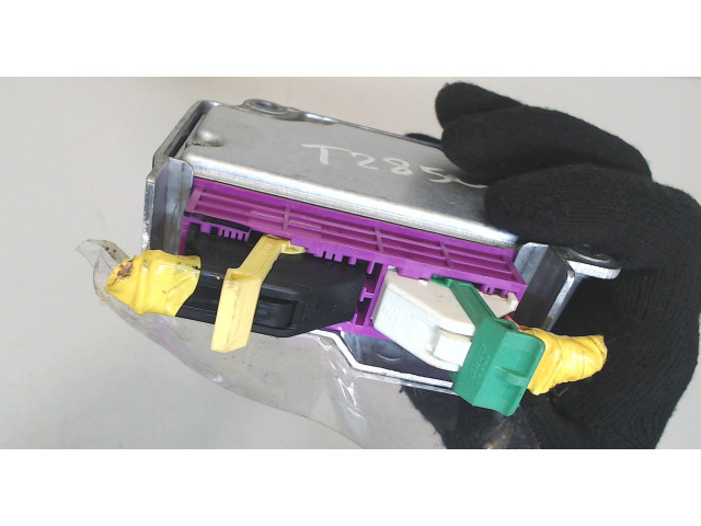 Блок управления подушками безопасности KIA Ceed 2007-2012