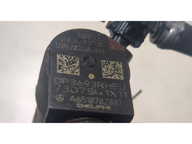 Форсунка топливная  Mercedes C W204 2007-2013    A6510702887     