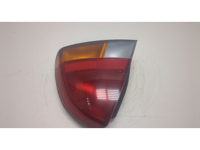 Задний фонарь          