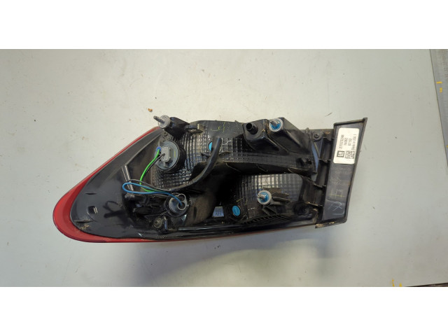 Задний фонарь