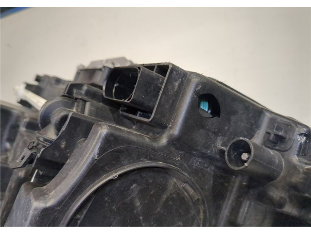 Фара передняя  Mercedes E W213 правая 