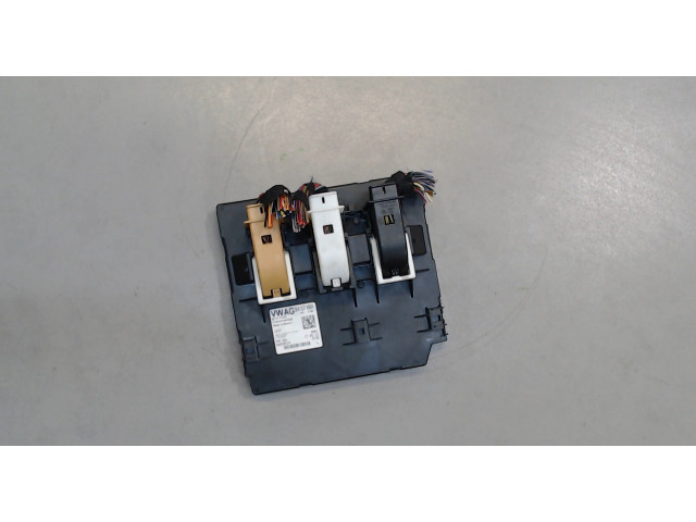 Блок комфорта  Volkswagen Jetta 6 2010-2015      5K093708N   6 