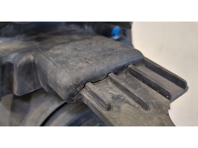 Фара передняя Nissan X-Trail (T31) 2007-2015 правая