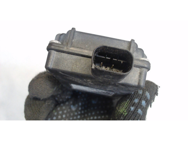 Блок комфорта Tesla Model S 100537100A