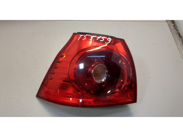 Задний фонарь 1K6945095AA