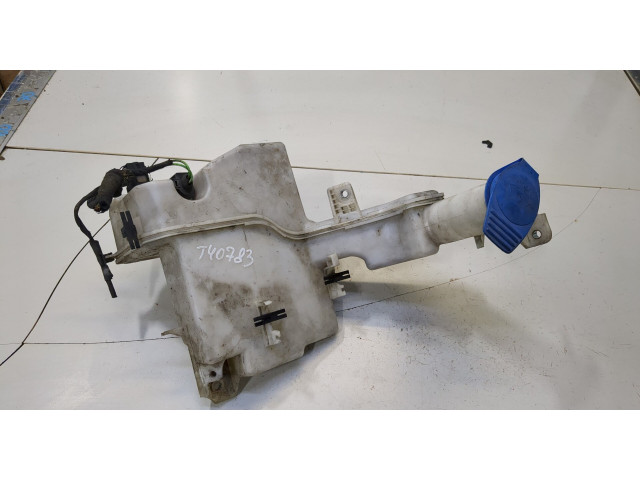 Бачок омывателя  Volkswagen Passat 7 2010-2015 Европа       1.6