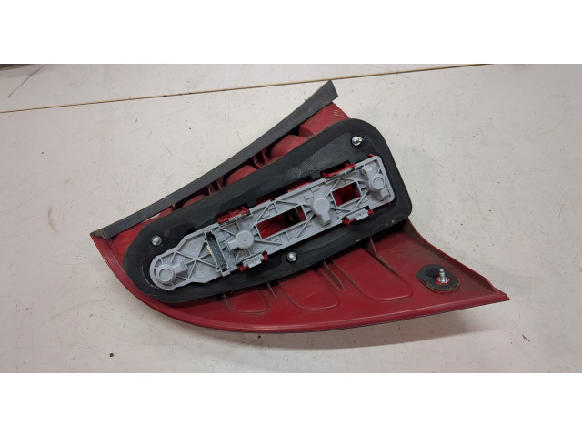 Задний фонарь        Mercedes C W203 2000-2007 